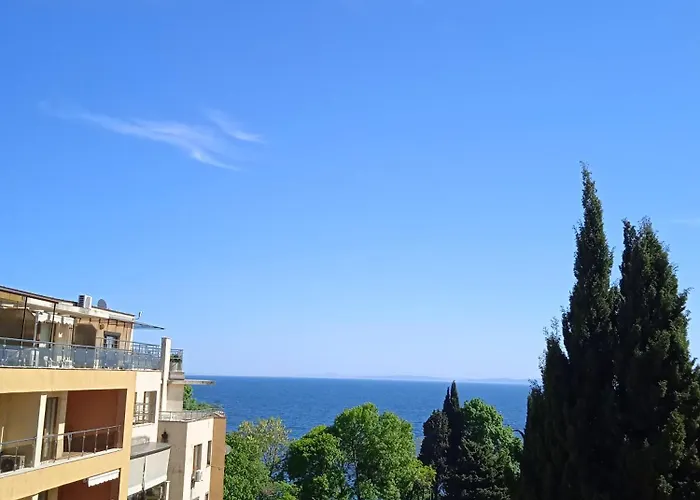 Private Studio, South Beaсh, Nessebar, Larisa *