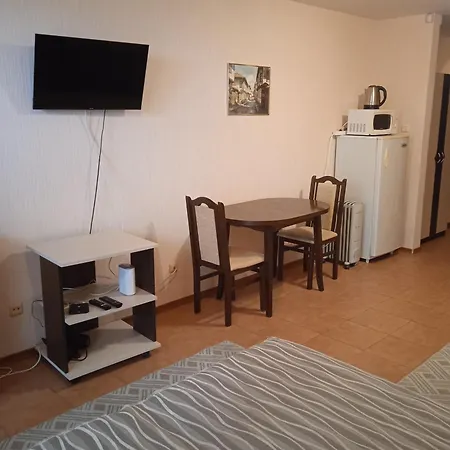 Private Studio, South Beaсh, Nessebar, Larisa נסבר