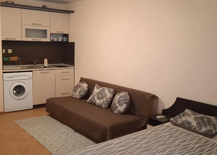 Private Studio, South Beaсh, Nessebar, Larisa * Nesebăr